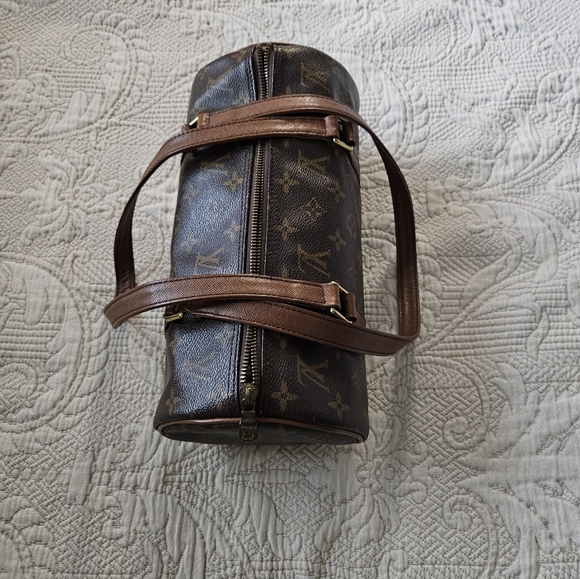 Louis Vuitton Canvas Papillon Handbag Authentic - Picture 6 of 7